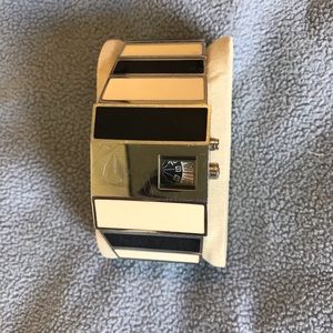 Nixon Rotolog